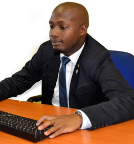 短信轰在线轰炸免费网站